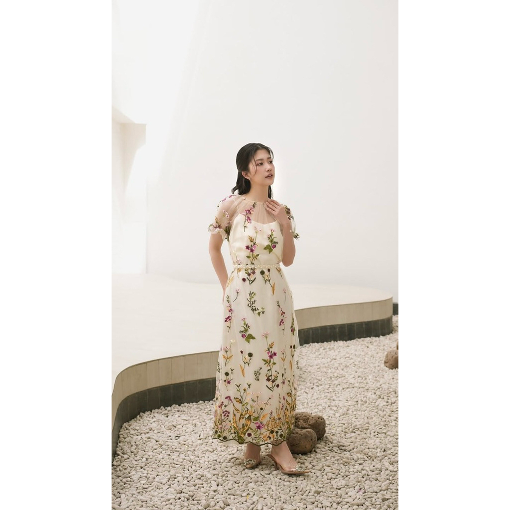 SEWA | RENT Estella Dress Ivory by aura label dress kondangan party