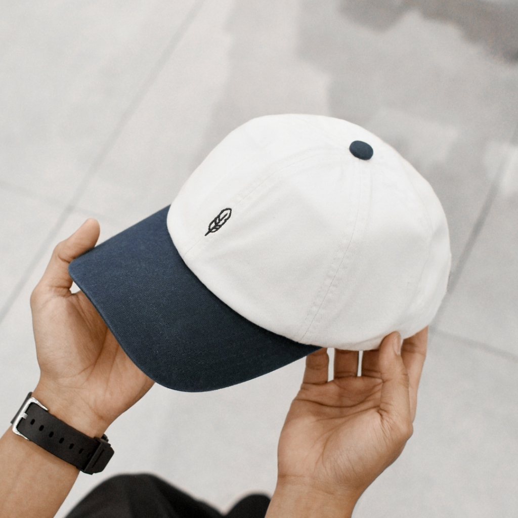 Warning Clothing - Praise 5 PoloCap | Topi polo Putih-Navy Twill