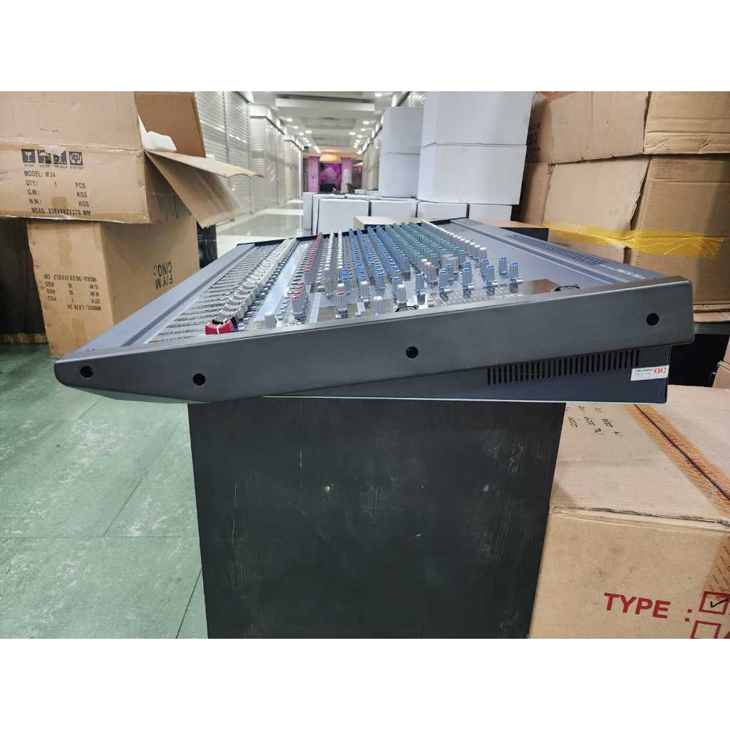 Mixer Audio Yamaha MG24 – 14 FX / MG 24-14FX