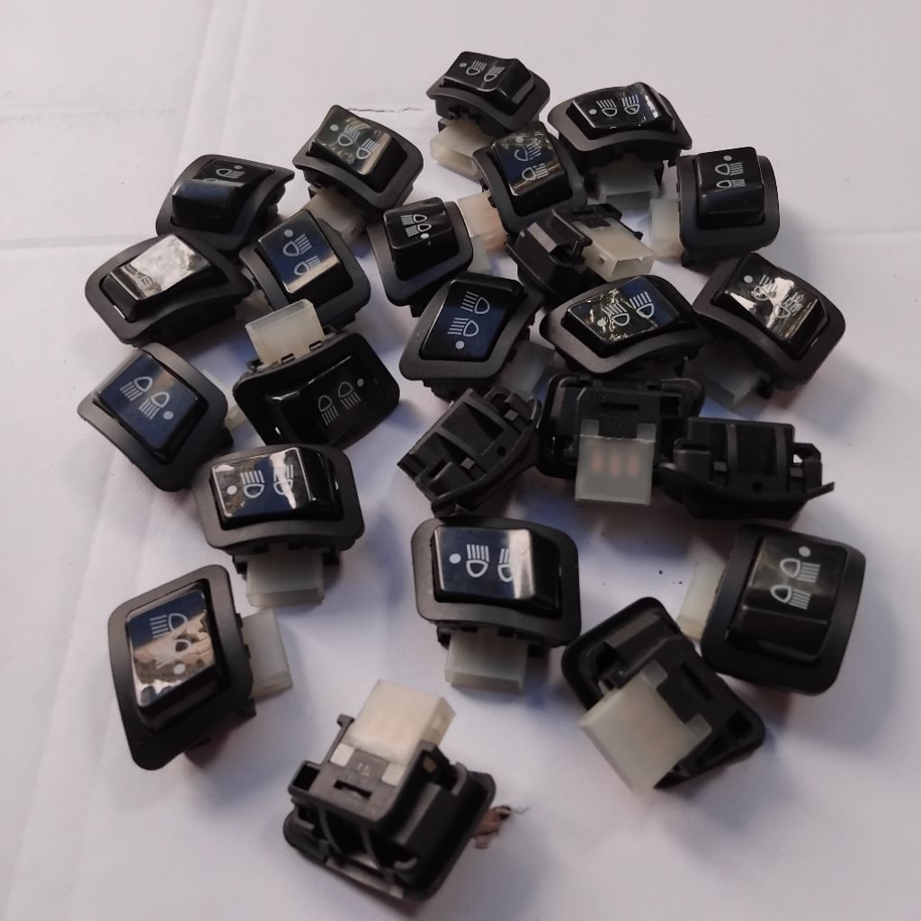 TOMBOL LAMPU DIM 3 MODE ON/0FF | SAKLAR 3 PIN | Motor Beat fi/ESP Vario125 Supra x125 fi dll