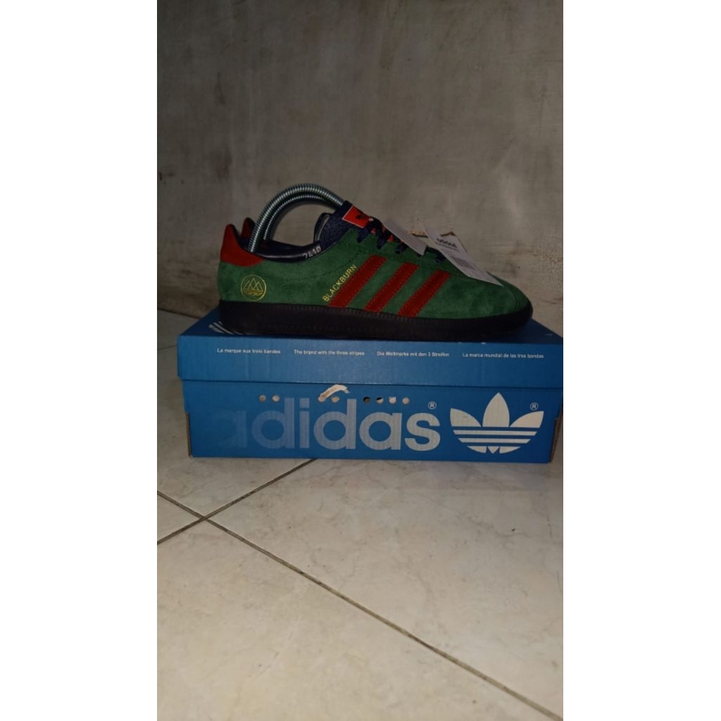 Adidas Blackburn