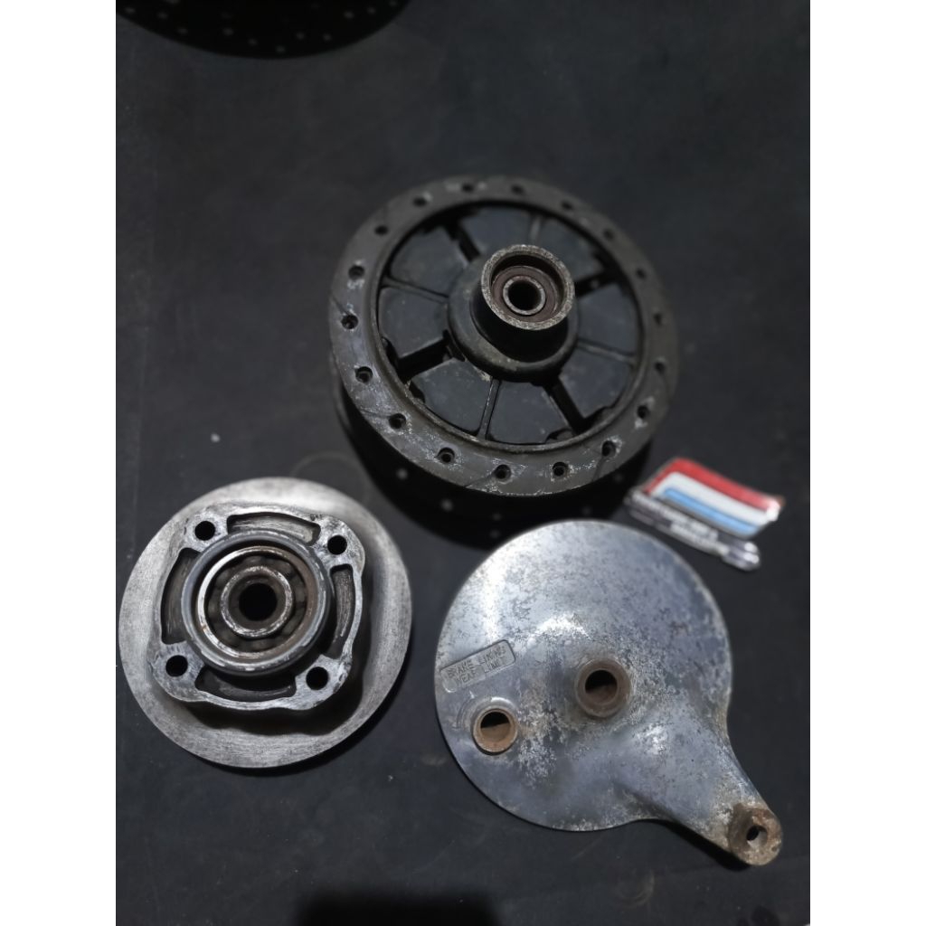 TROMOL BELAKANG SET SUZUKI RGR THUNDER ORIGINAL
