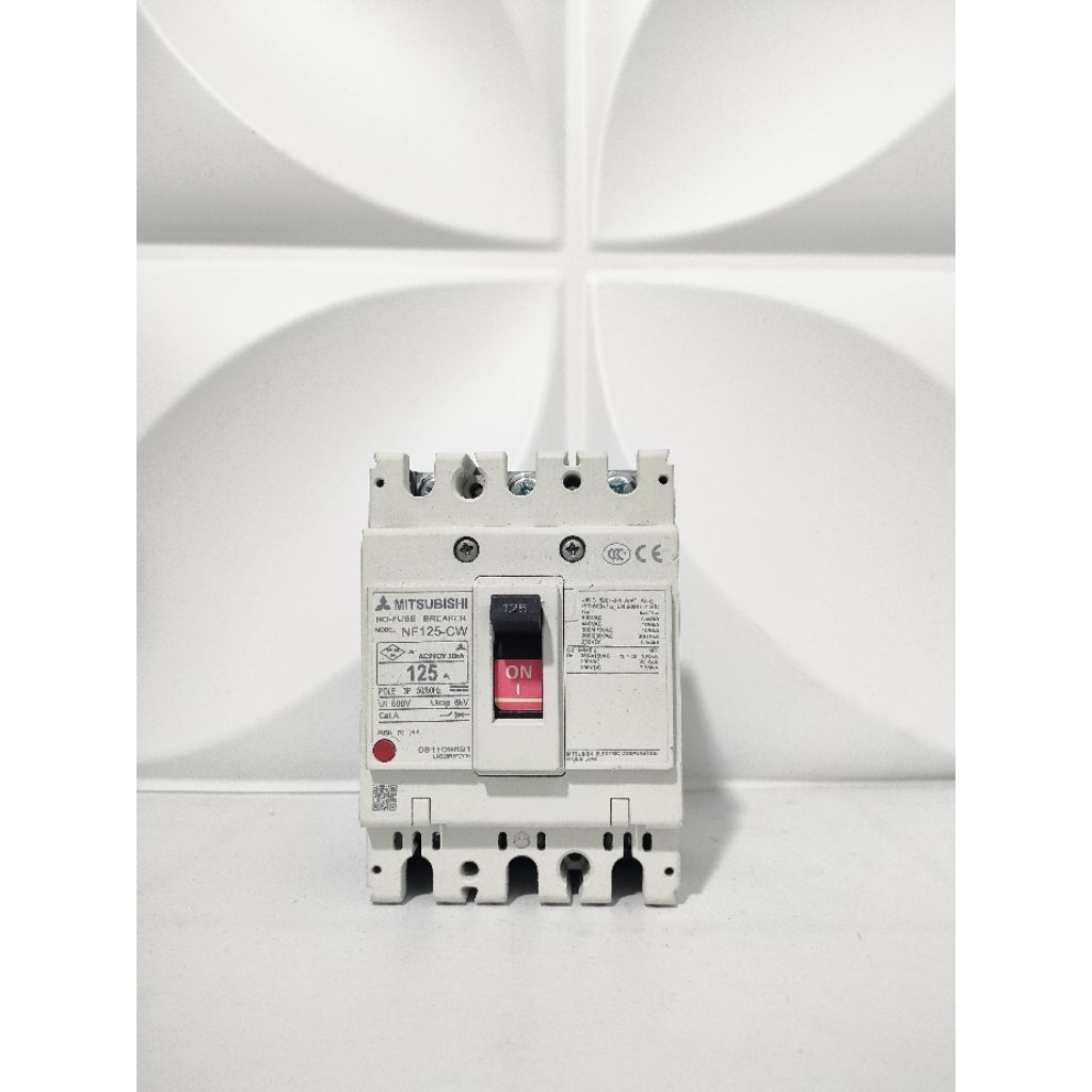 Mccb breaker Mitsubishi NF 125-CW 80a 100a 125a 3phase mccb Mitsubishi