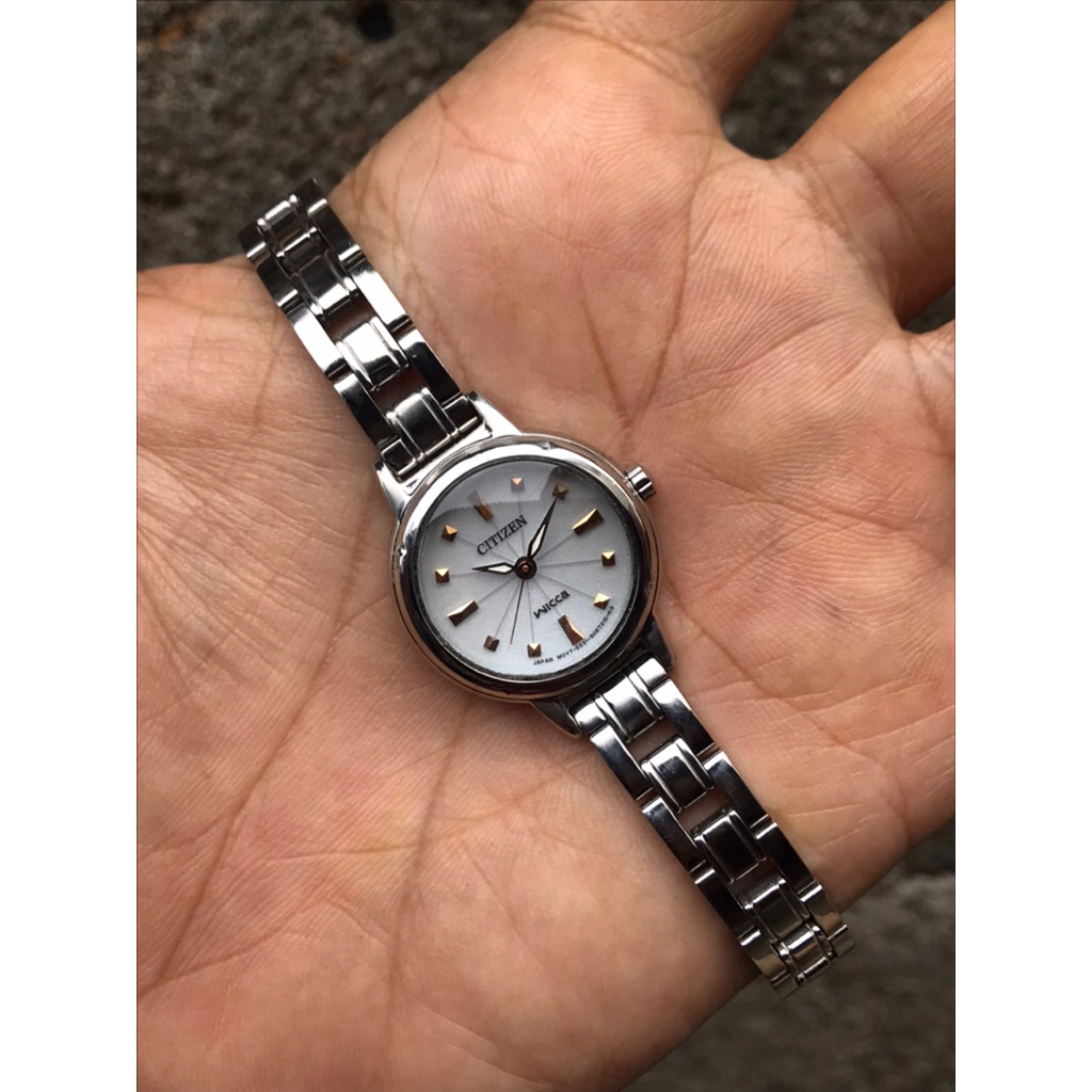 Jam Tangan Wanita CITIZEN WICCA