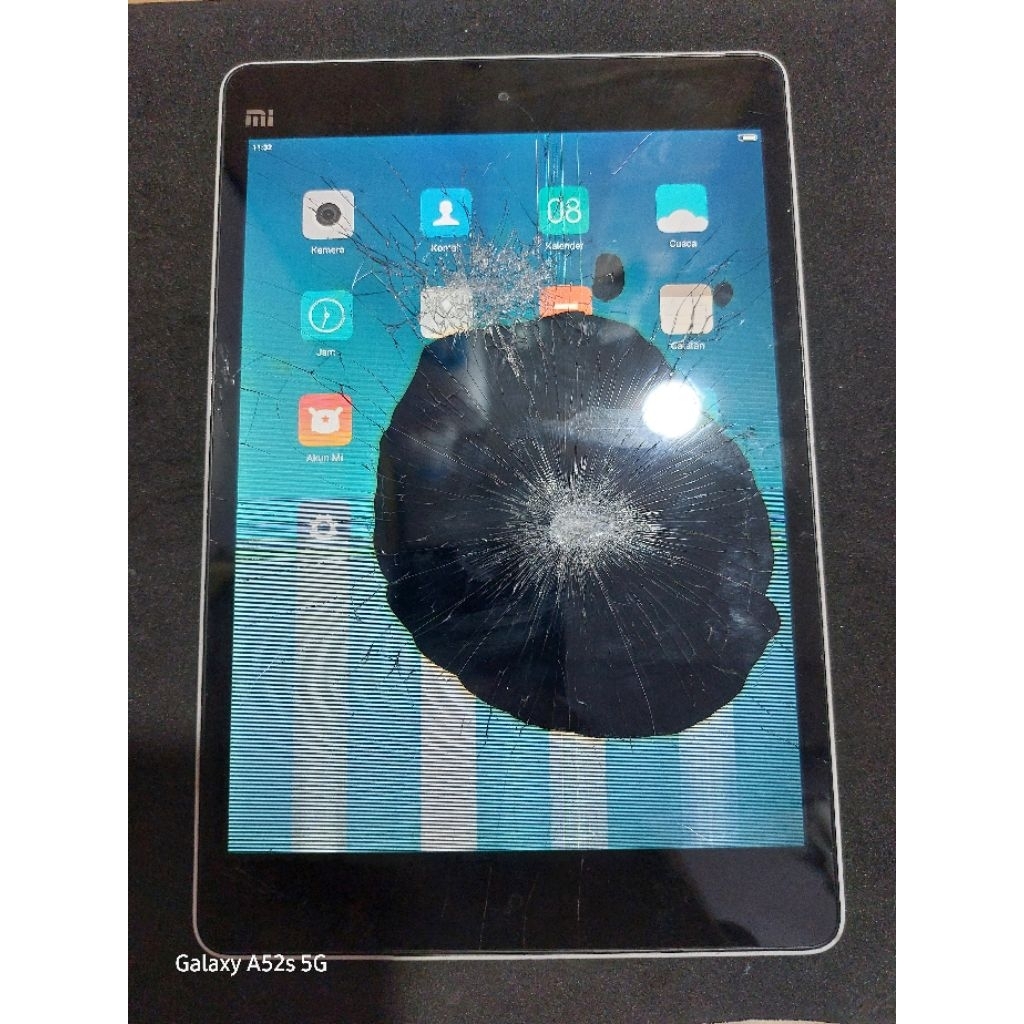 Unit Tablet Mi Pad 7.9" 2014 2/16GB Minus LCD Sentuh Normal