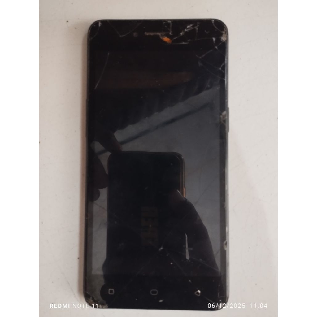 HP OPPO A37 RAM 2/16 MINUS LCD MESIM NORMAL