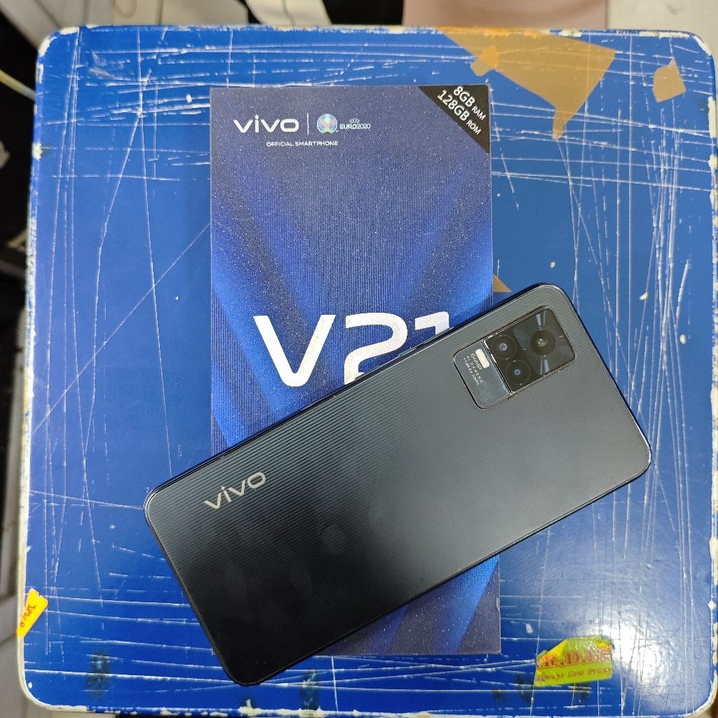 Vivo V21 8/128 GB Second Fullset Original