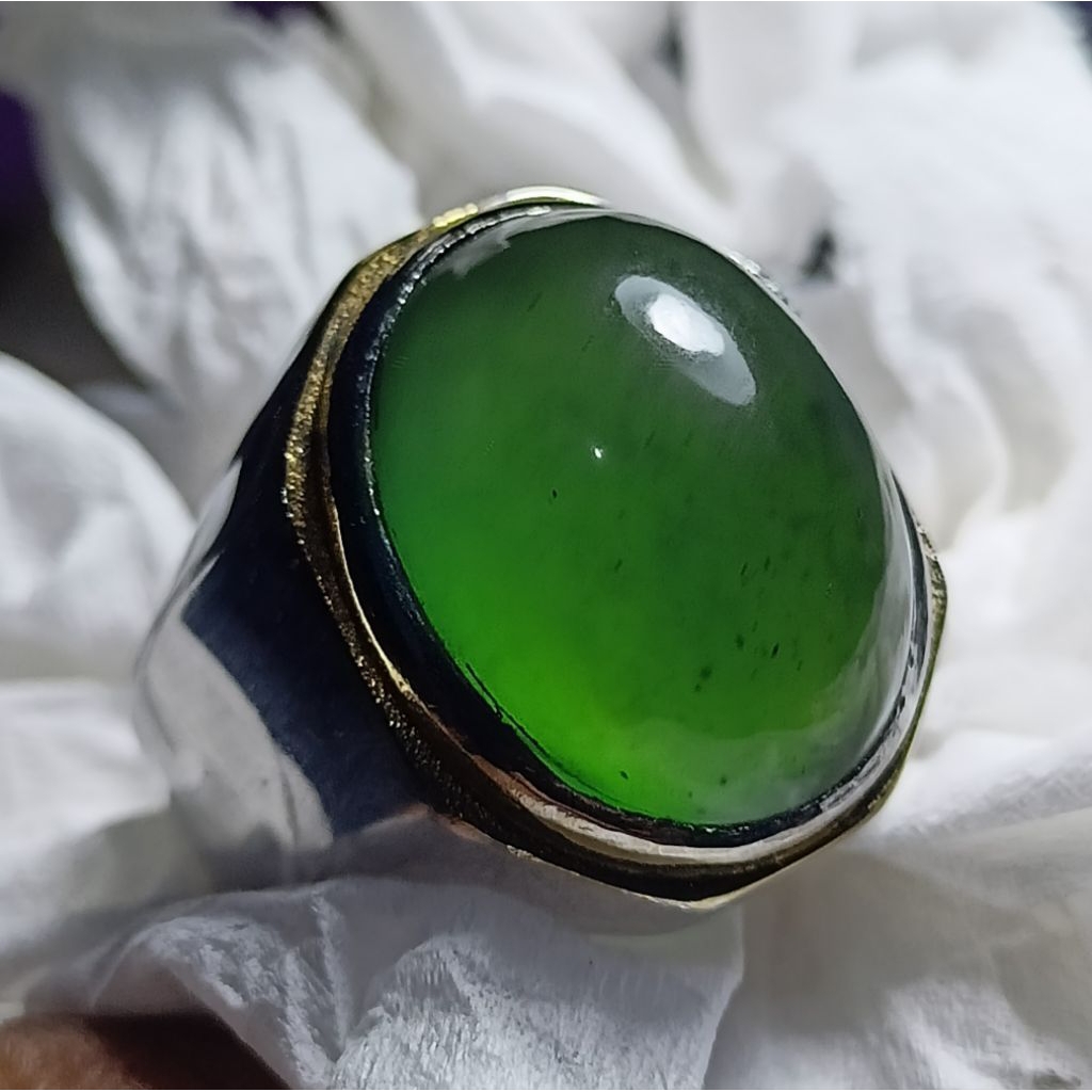 CINCIN BATU GIOK ACEH SELASIH KRISTAL TOP QUALITY