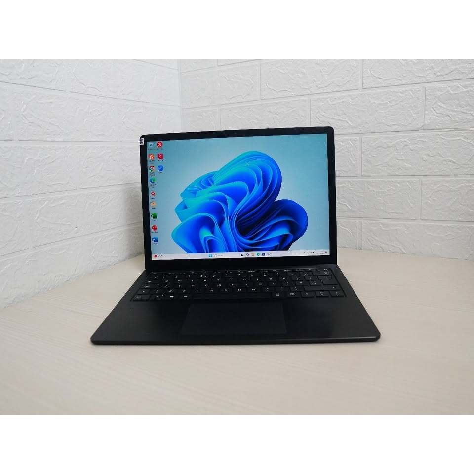 Microsoft Surface Laptop 4 | Intel Core i7-1185G7 | RAM 16/256 SSD | Intel Iris Xe Graphics