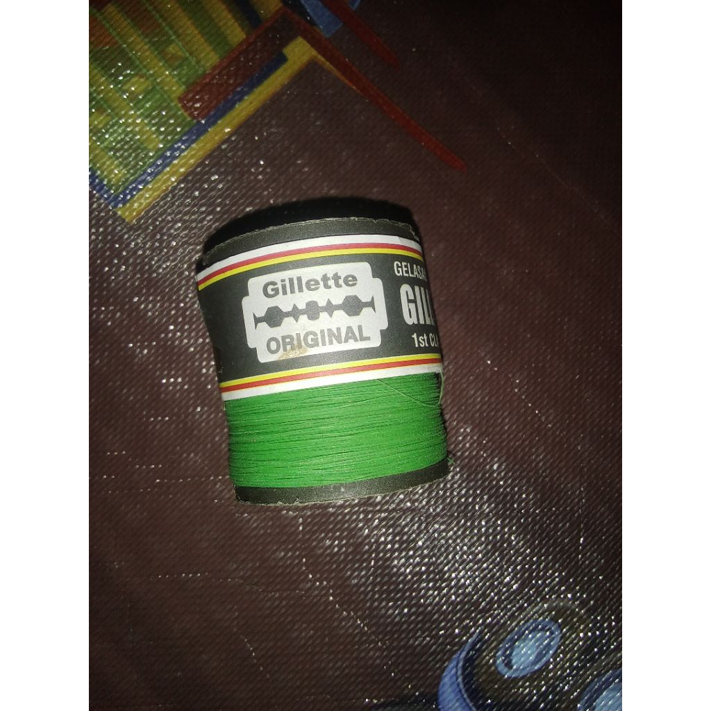 GELASAN GILLETTE PERAK TAJAM ULUR