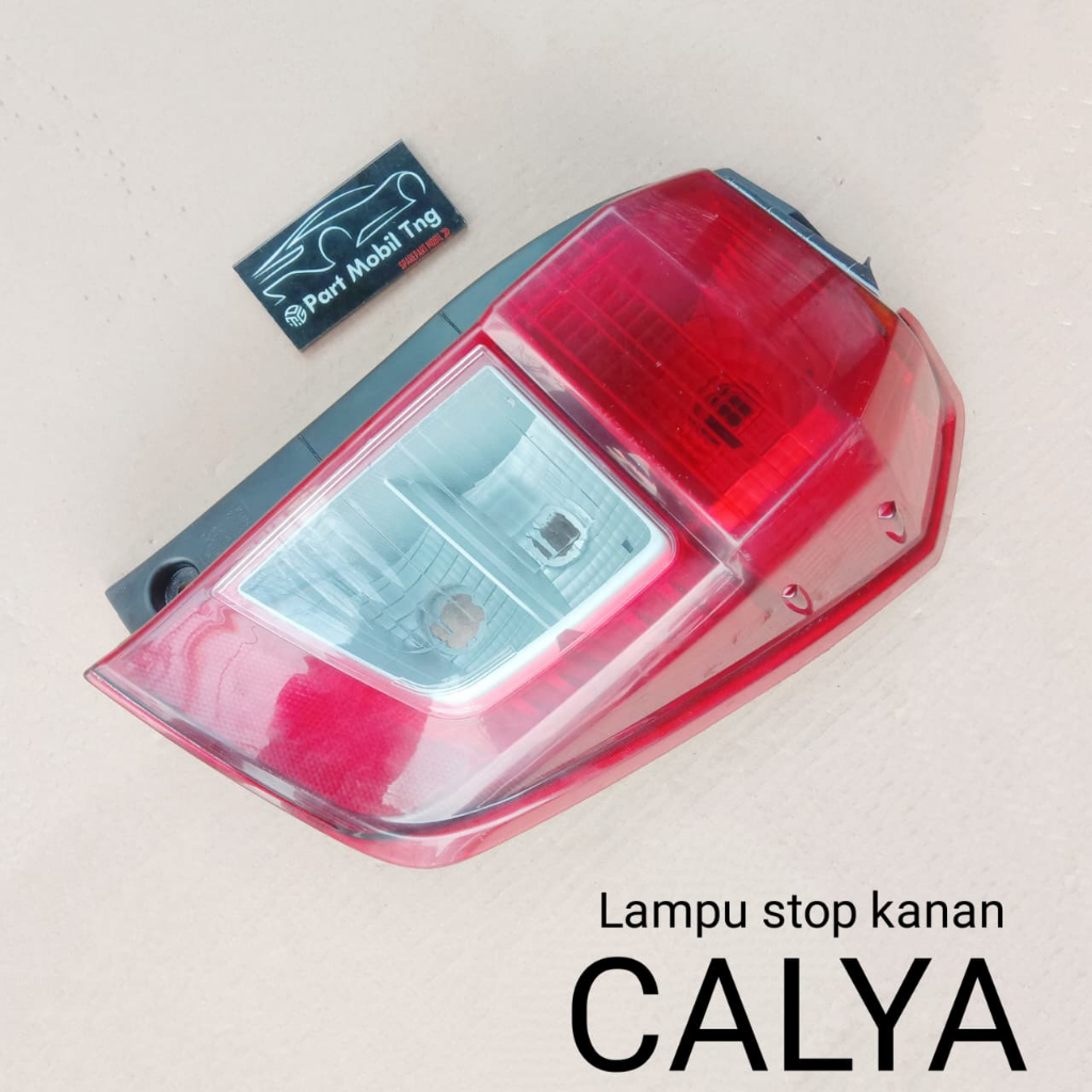 Lampu Stop Lampu Belakang Toyota Calya Sigra Kanan