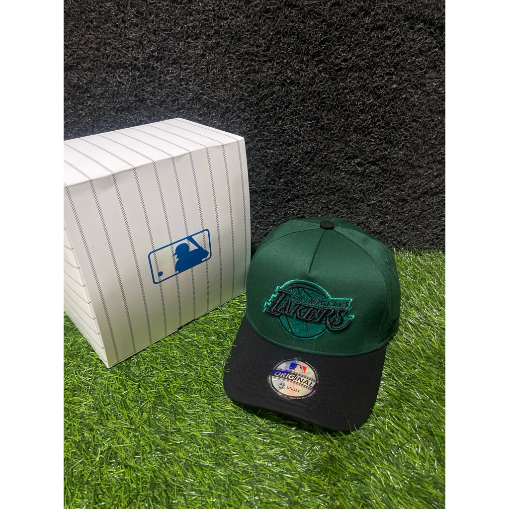Lakers Hitam Hijau Bahan Hijau Botol Visor Hijau Topi Premium