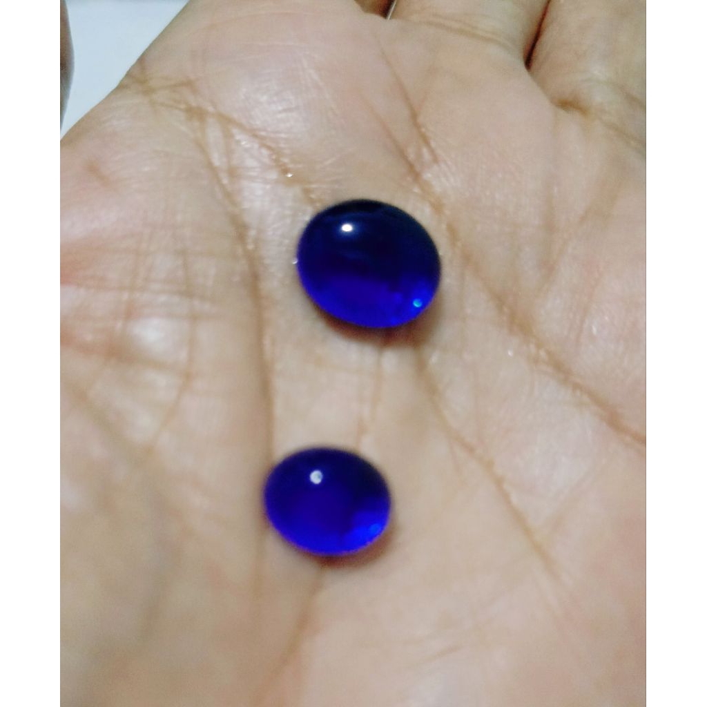 Batu obsidian safir (biru)