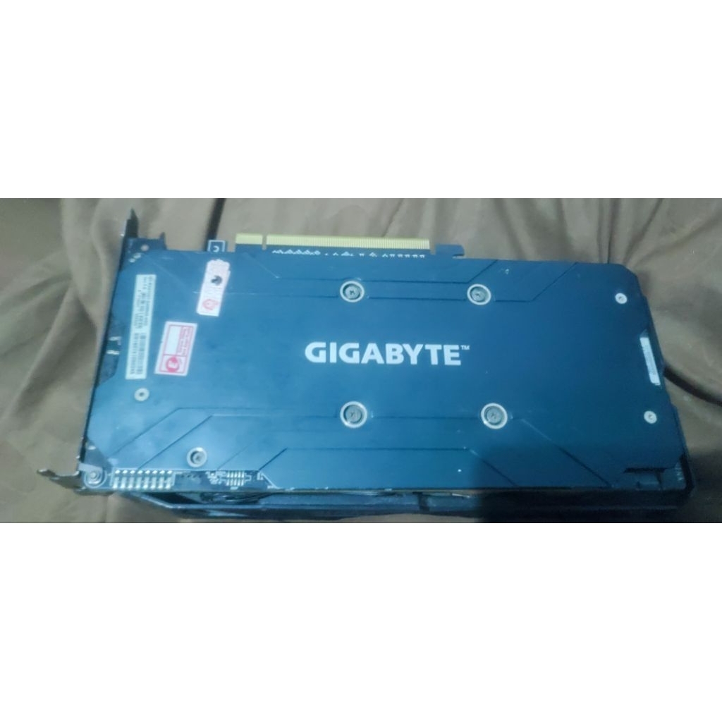 vga RX470gigabyte MINUS 4 GB DDR5
