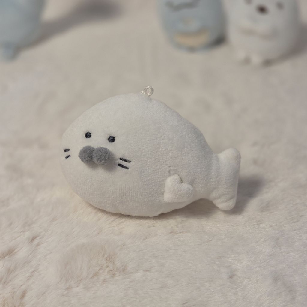 Yell Aquarium Seal Plush Keychain Original