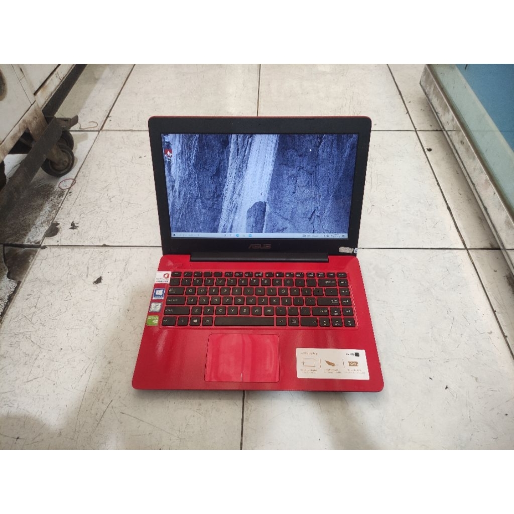 A1315 Laptop Asus A456U Ram 4gb HDD 500gb core i5 gen6 Double VGA Siap pakai