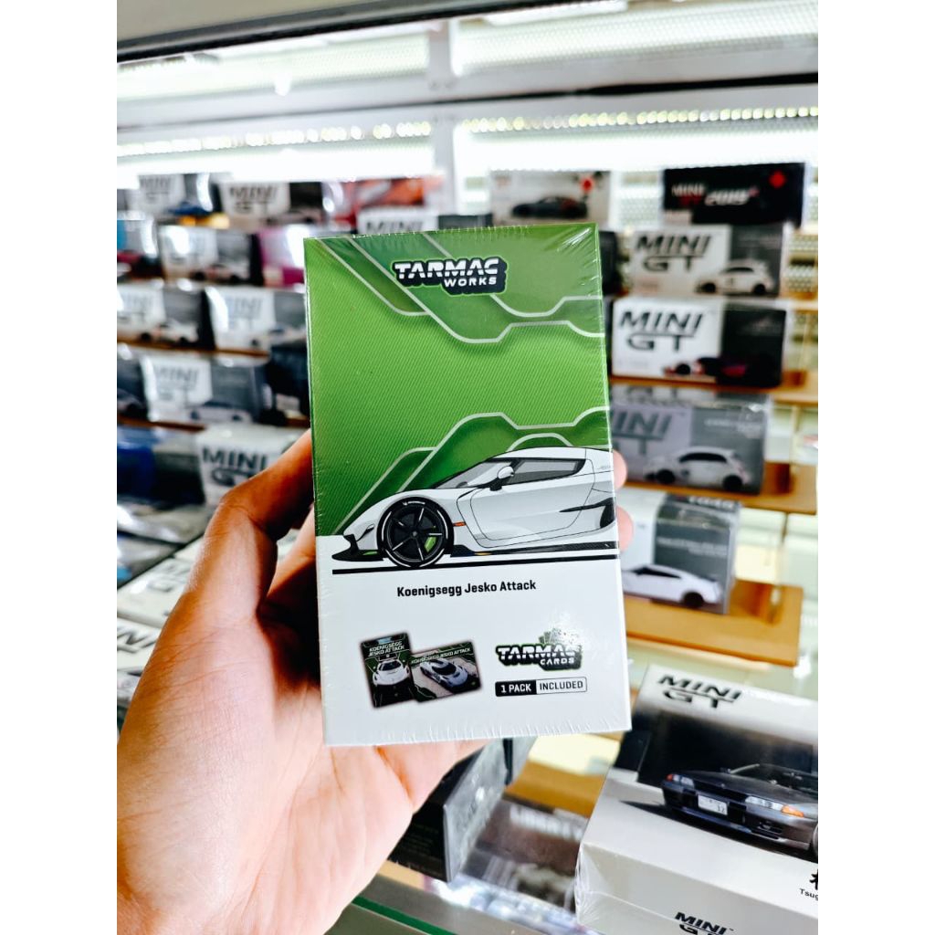 Tarmac Works 1/64 Koenigsegg Jesko Attack White Pearl w/ Cards