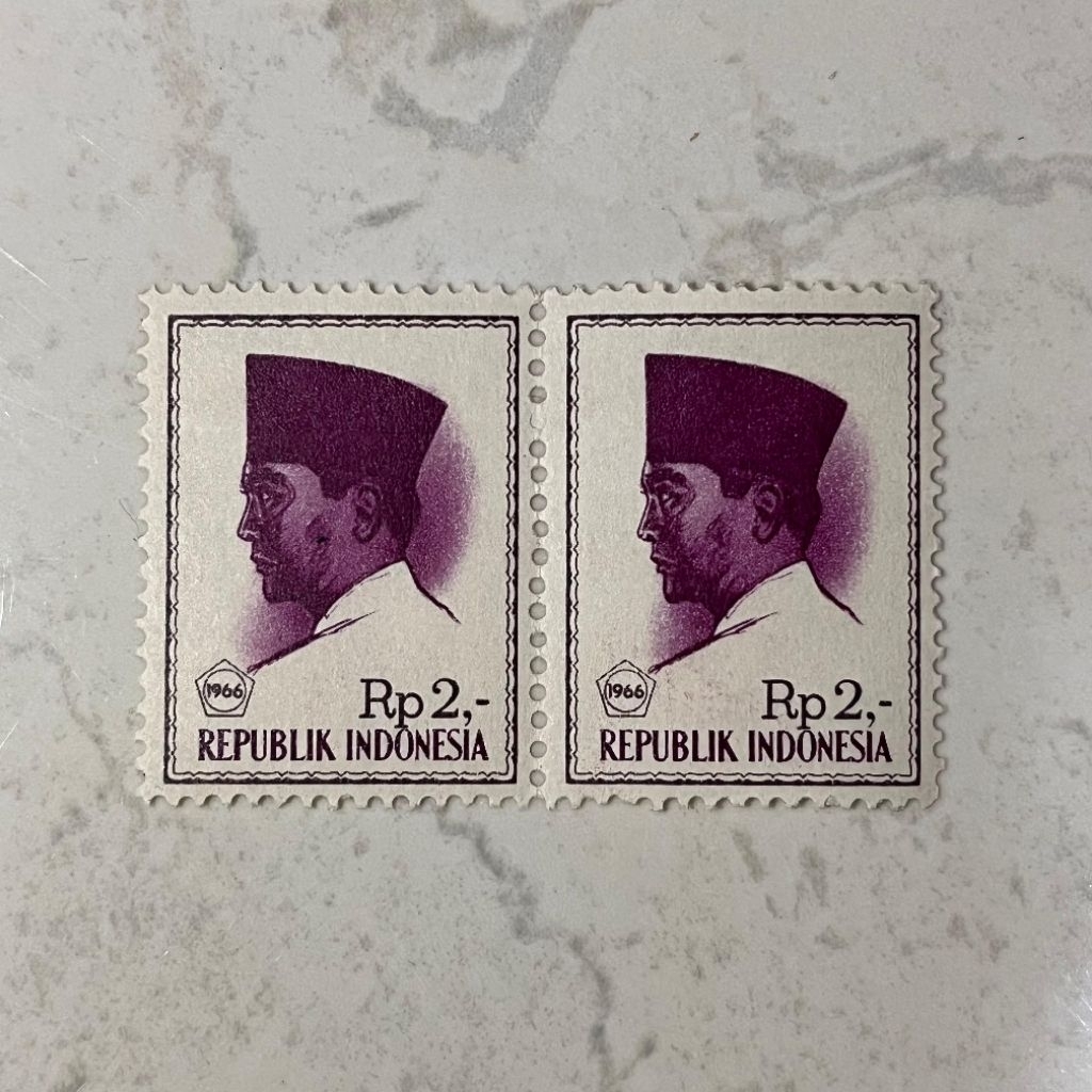 [Set 2 Lembar] Perangko Indonesia Kuno 2 Rupiah Soekarno Tahun 1966 Mint - Stamp