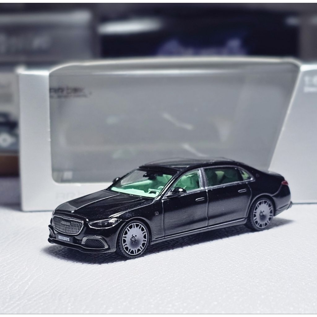Almost Real AR Box Mercedes S850 Brabus Maybach Skala 1/64