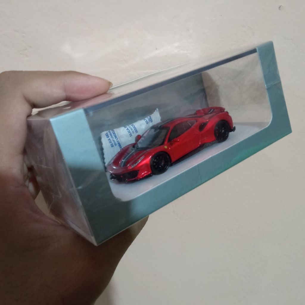 DCM Ferrari 488 Pista Novitec Rosso Fuoco