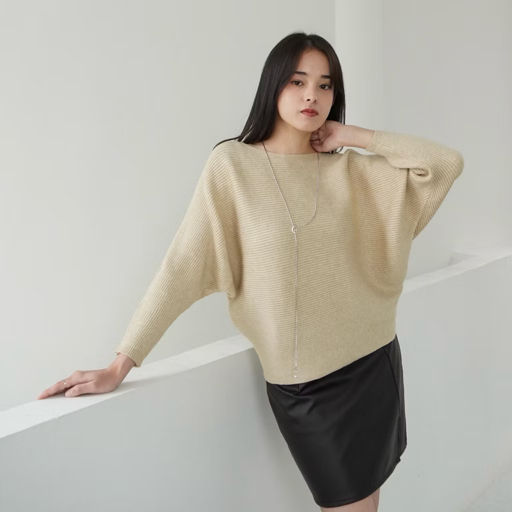 PRELOVED BLOUSE BATWING SHOPINKAE