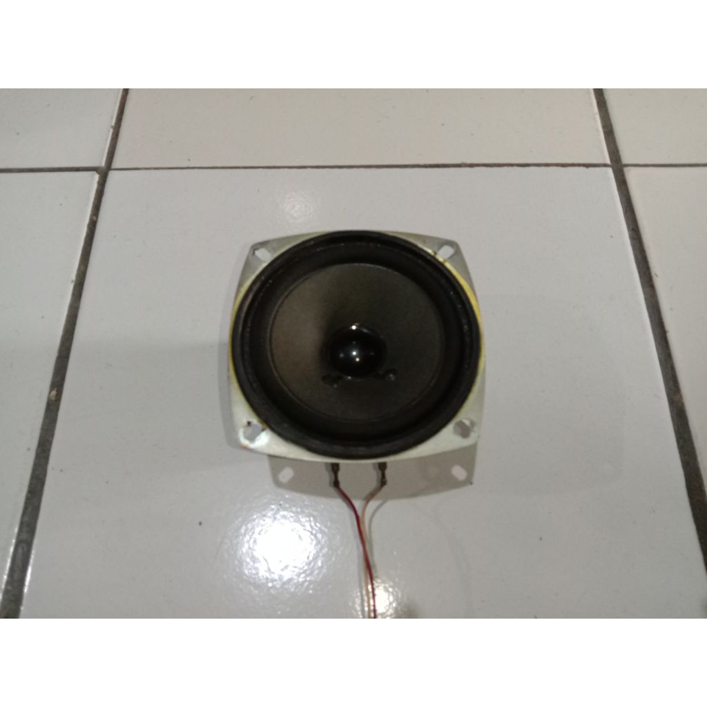 speaker subwoofer Polytron 4inch
