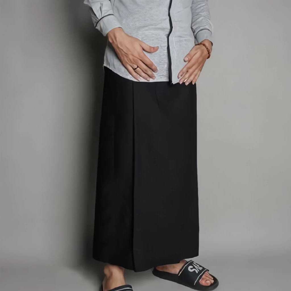 Sarung Pria Dewasa motif sarung polos hitam / sarung sholat pria / sarung laki laki dewasa