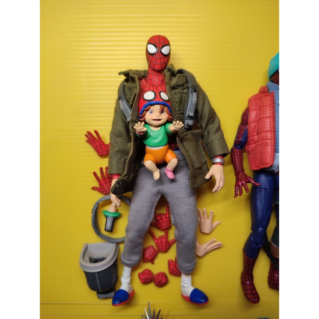 SHF Spiderman Peter B Parker + May Parker BIB Ori