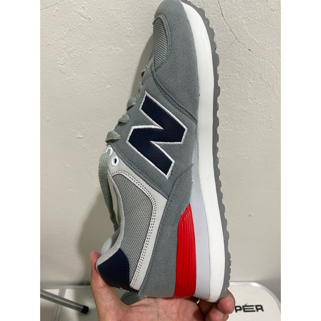 sepatu running second branded size 42