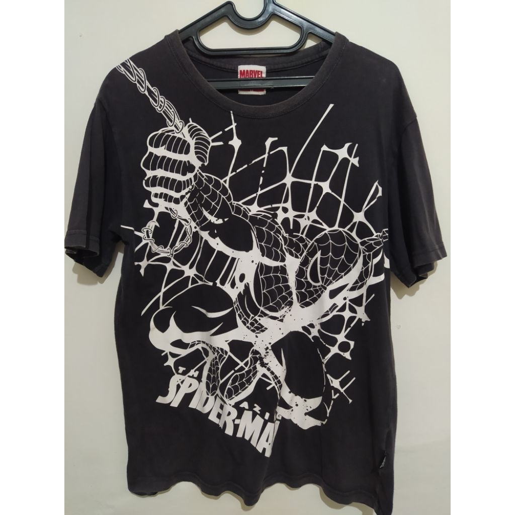 Kaos Baju Marvel Spiderman Vintage