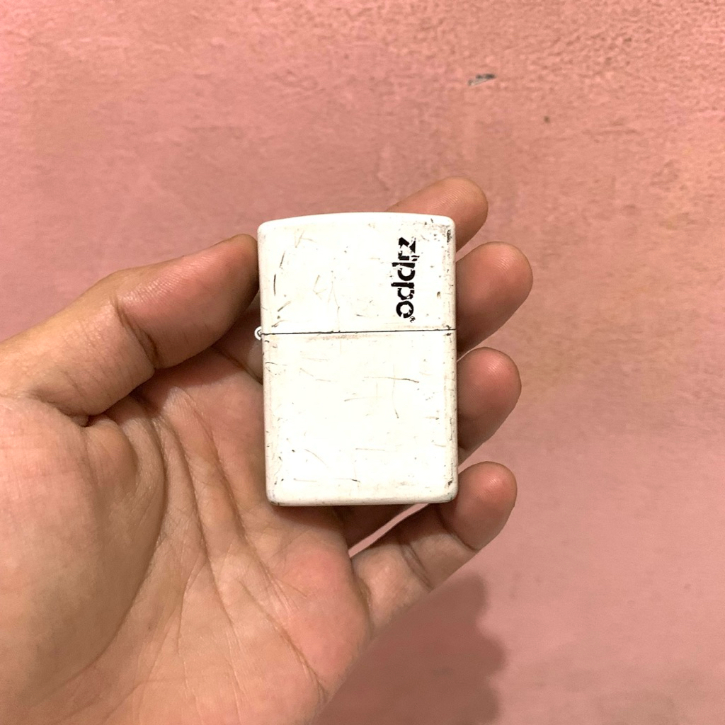 Pemantik Api / Korek Zippo