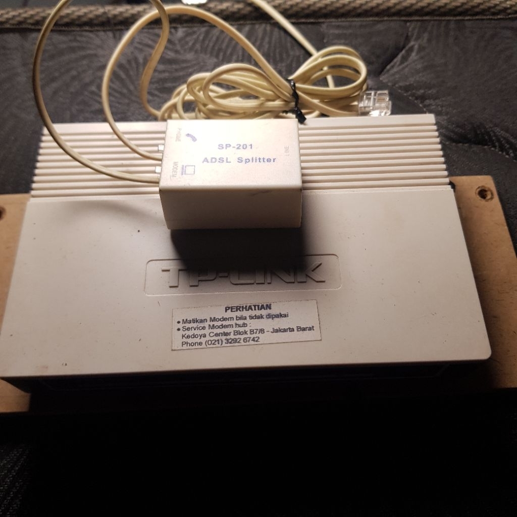 TPlink TD 8816 Ethernet Router