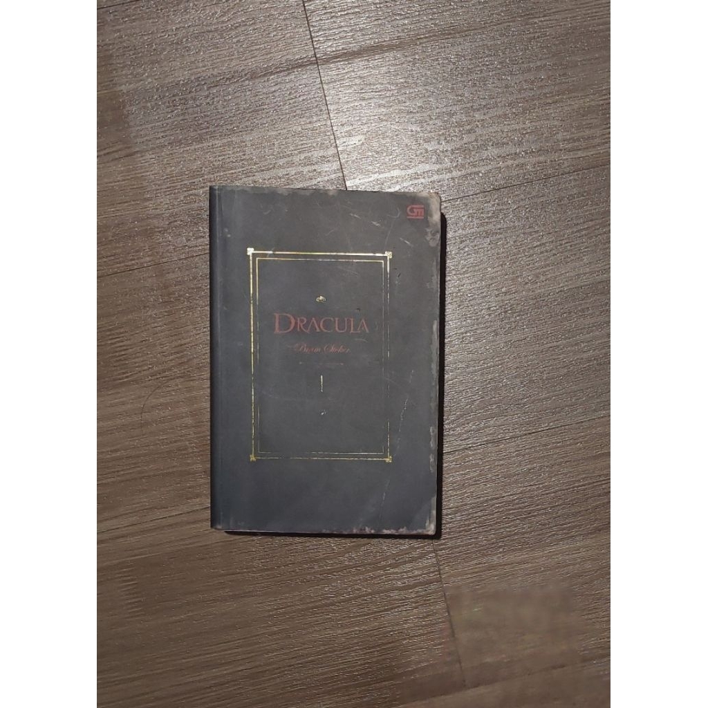 Novel Dracula - Bram Stoker