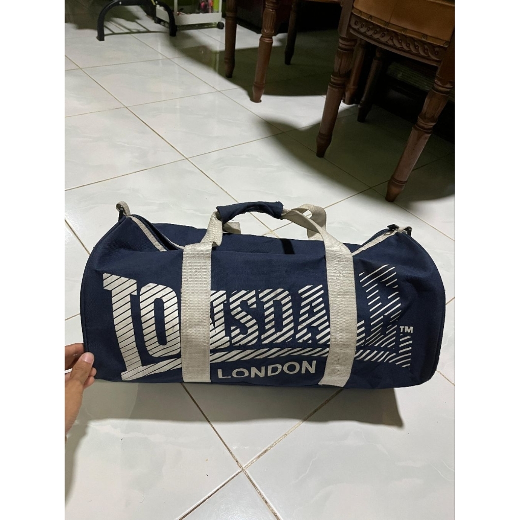 Barrel bag lonsdale london