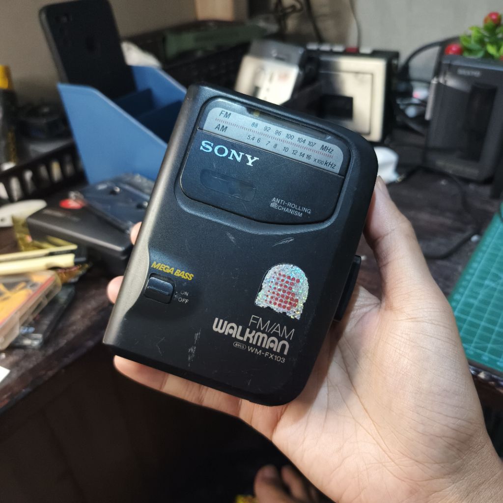 Walkman Sony pemutar kaset pita