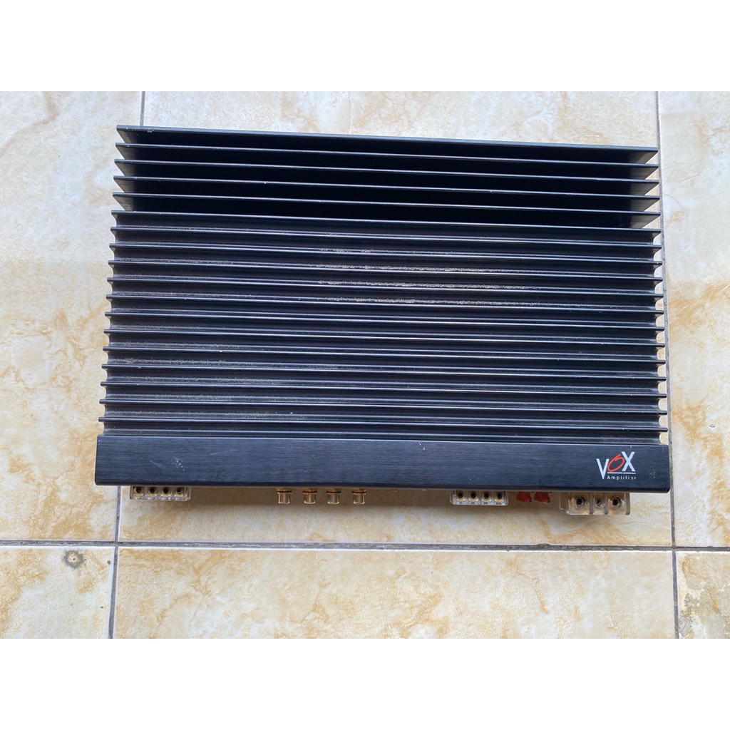 Power VOX VK 100.4 MK2