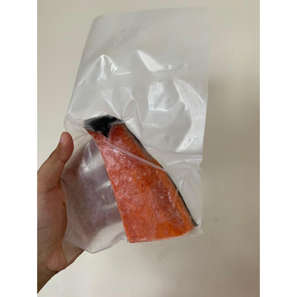 Salmon Fresh 100 gr / salmon fresh / salmon segar 100gr / halal / salmon
