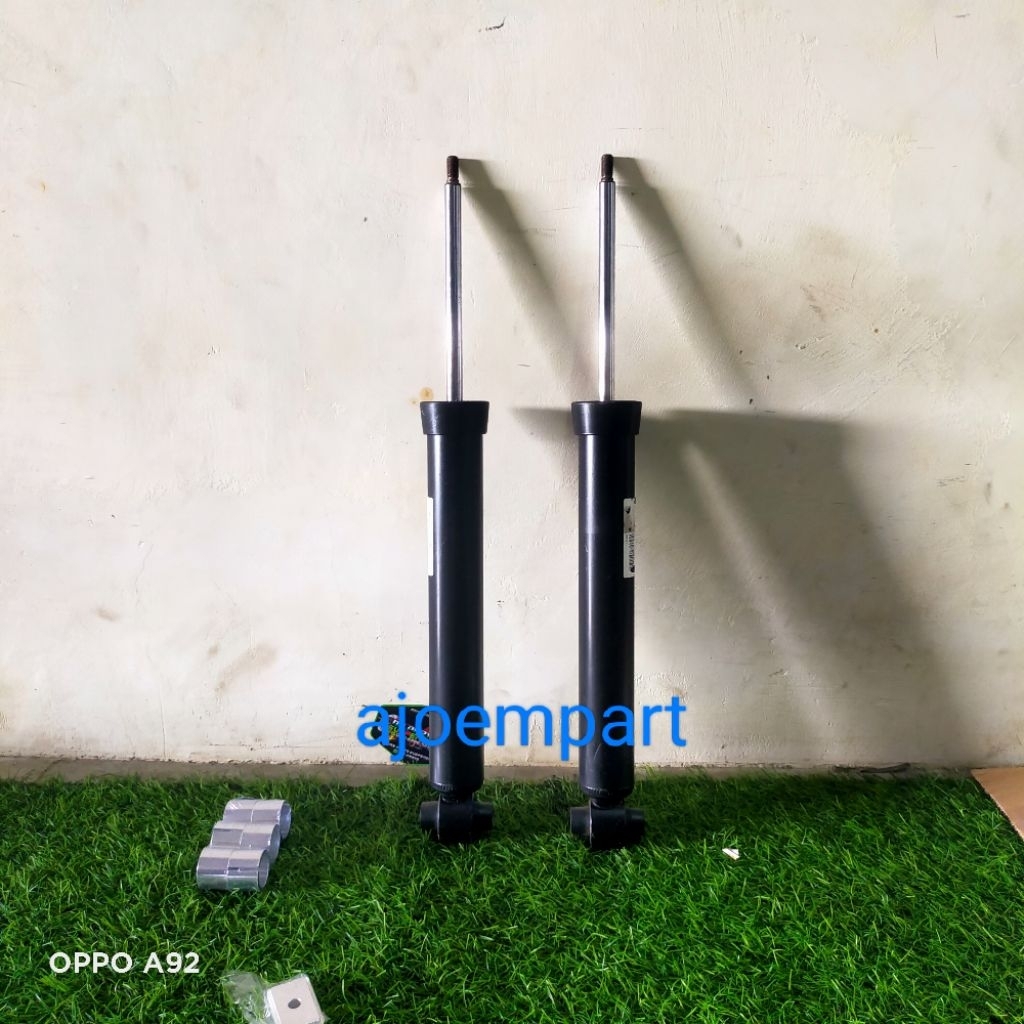 shockbreaker BMW F30 belakang original