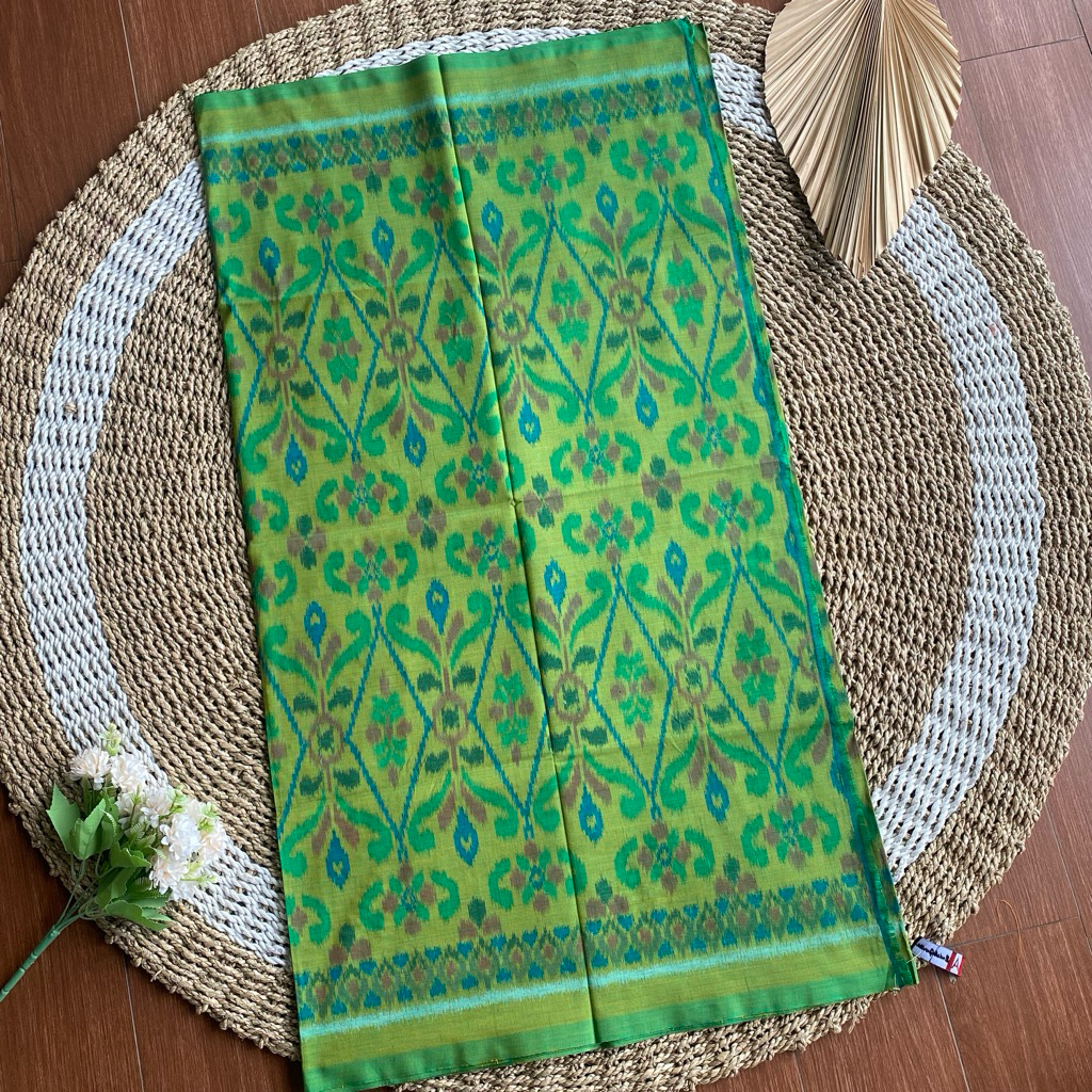 KAIN TENUN IKAT ENDEK KHAS BALI MOTIF PATRA HIJAU GRINGSING
