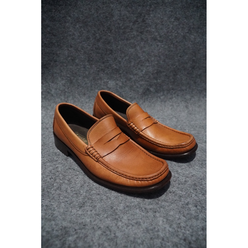 Loake England Wiggins Tan Penny Loafer