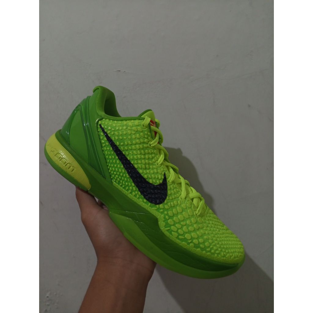 Nike Kobe 6 grinch