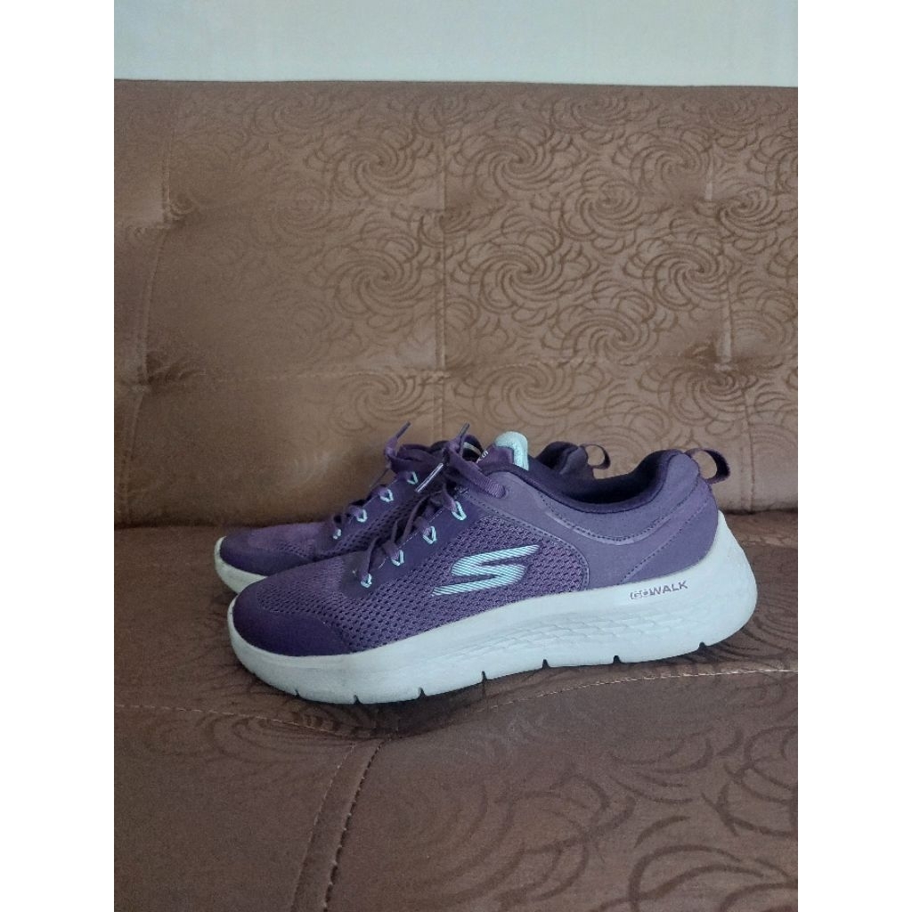 Skechers Original go walk purple size 38 ins 25.5 preloved