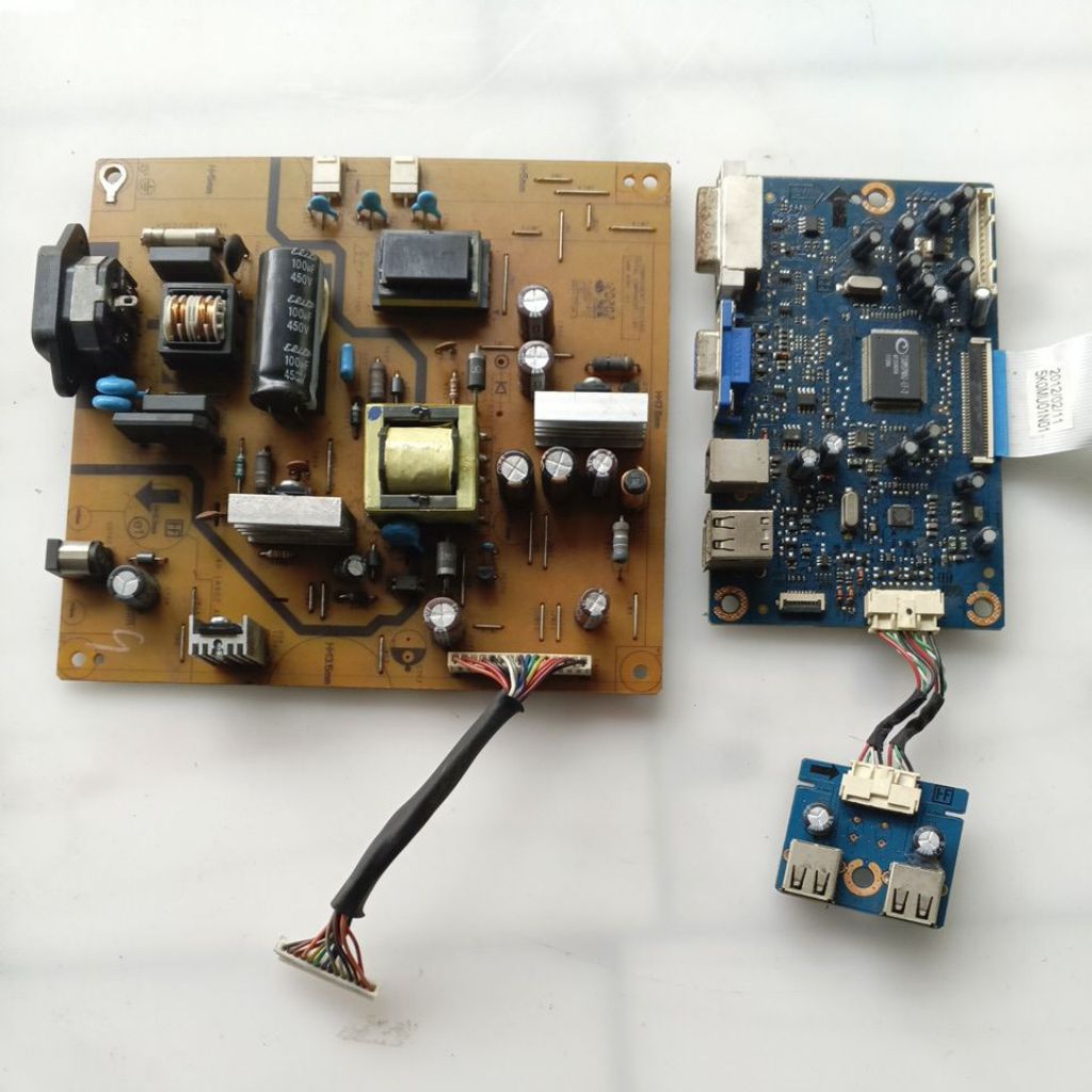 Mainboard dan Power Supply Monitor DELL 1909WB