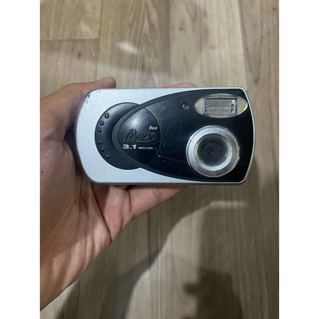 DIGICAM NEW MPIX SILVER HITAM