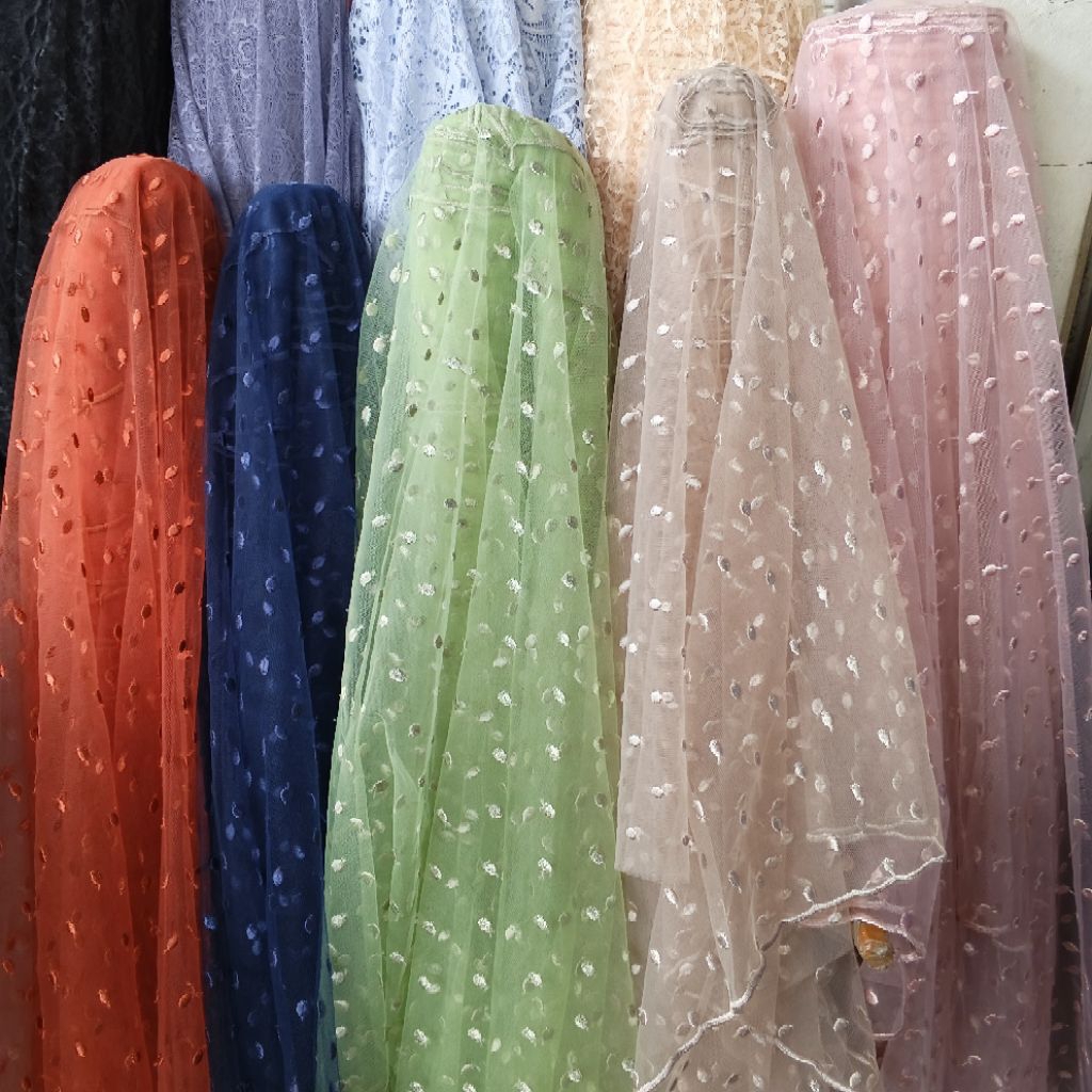 kain tile bordir timbul - kain tile bordir meteran - kain tile bordir premium - bahan tile dot /0,5m