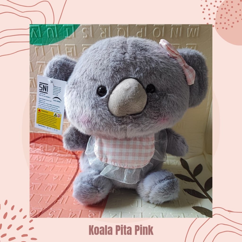 Boneka Koala Abu Pita Pink (Mainan Anak Cantik Lucu Boneka Halus Wangi Lembut Kado Perempuan Cewek)