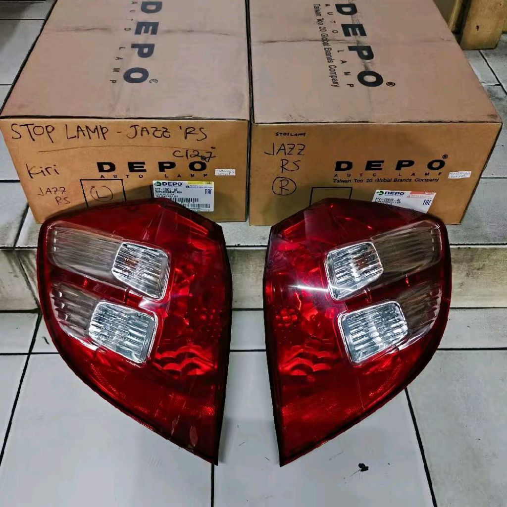 Stoplamp kanan kiri Honda Jazz RS GE8 tahun 2008-2009 Depo