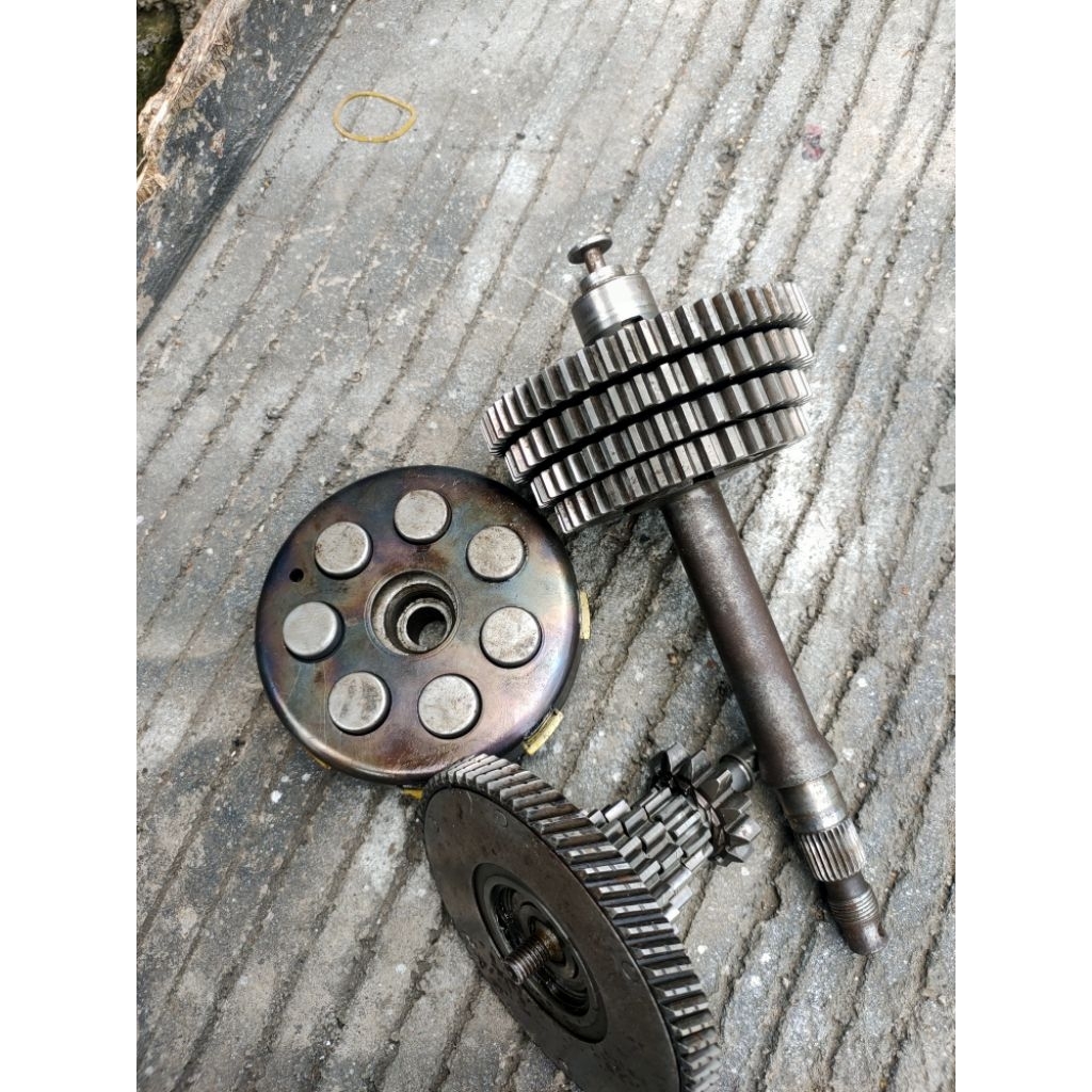 gear gearbox gearset  vespa strada sera original