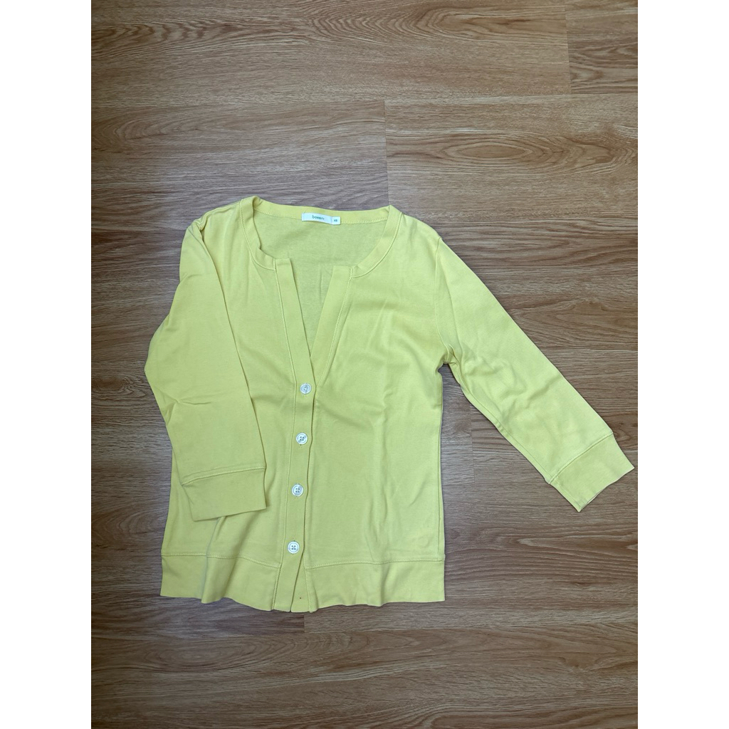 Preloved Cardigan Bossini