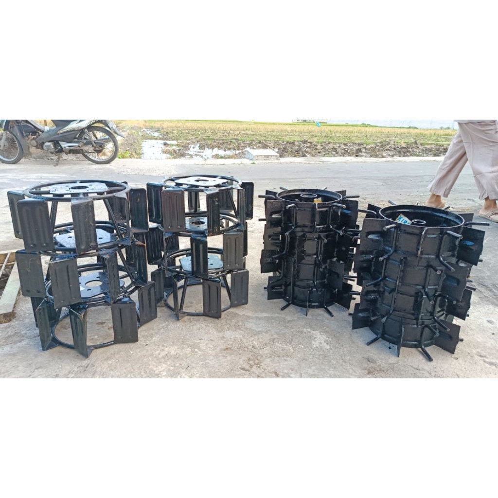 Roda besi cultivator quick cakar baja original